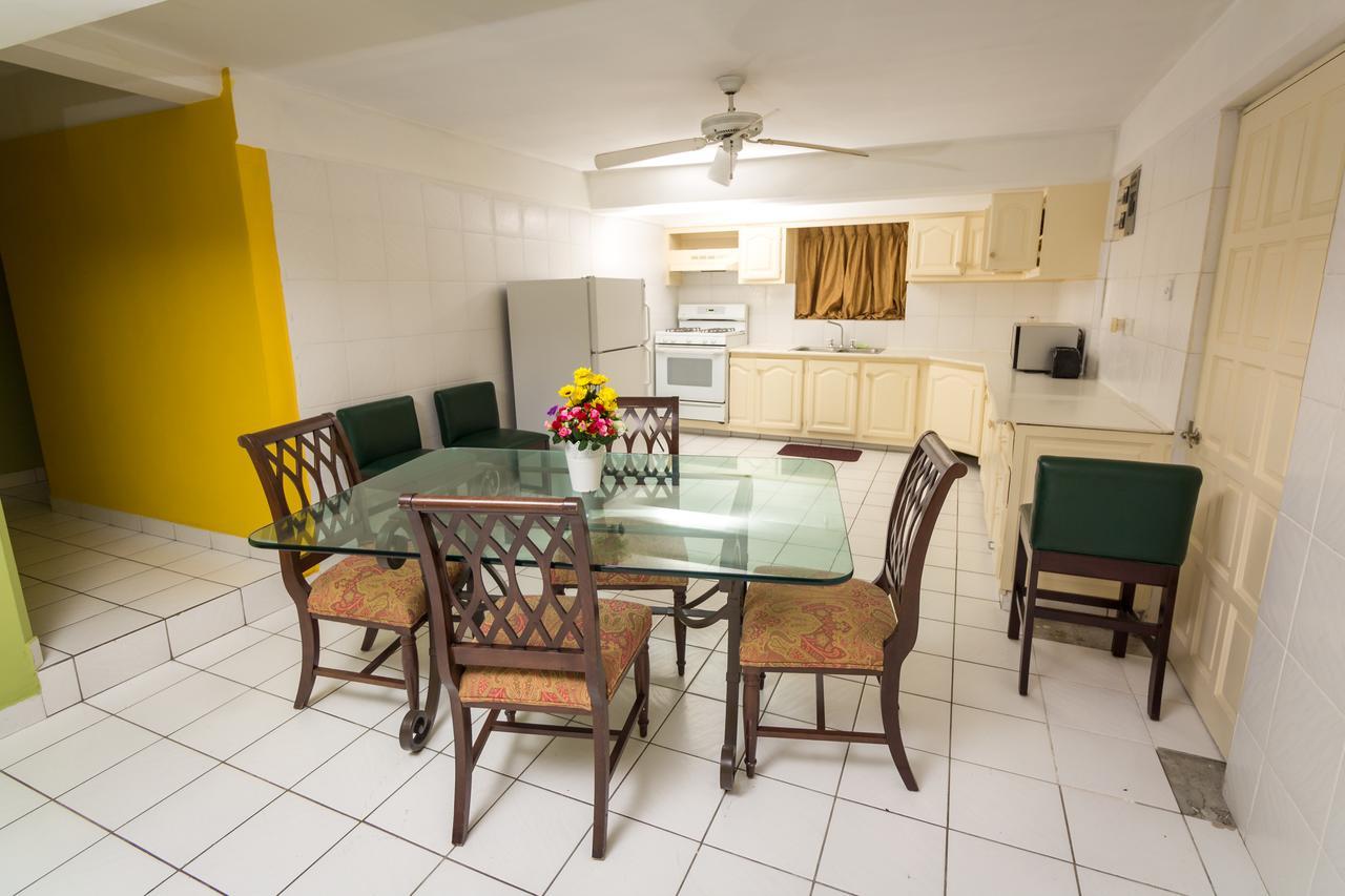 Roger Bayport Residence Inn מראה חיצוני תמונה