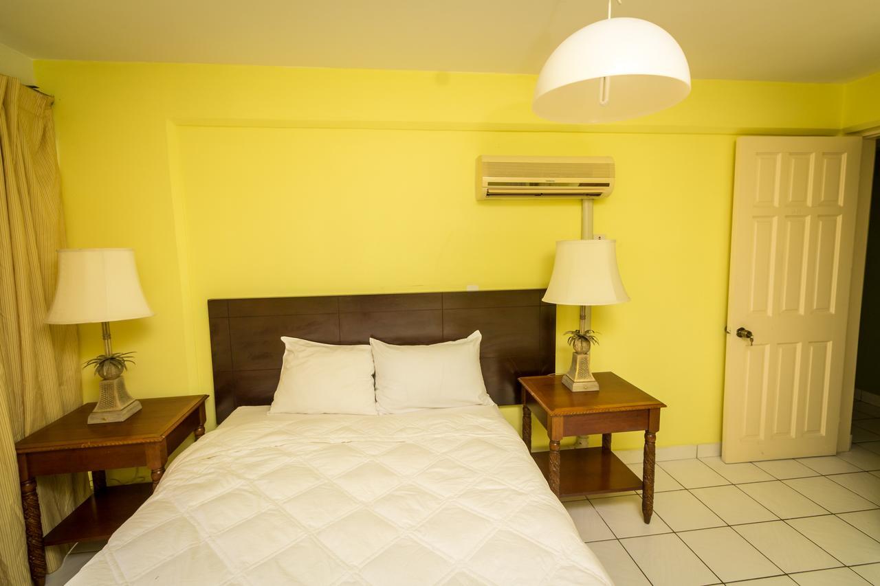 Roger Bayport Residence Inn מראה חיצוני תמונה